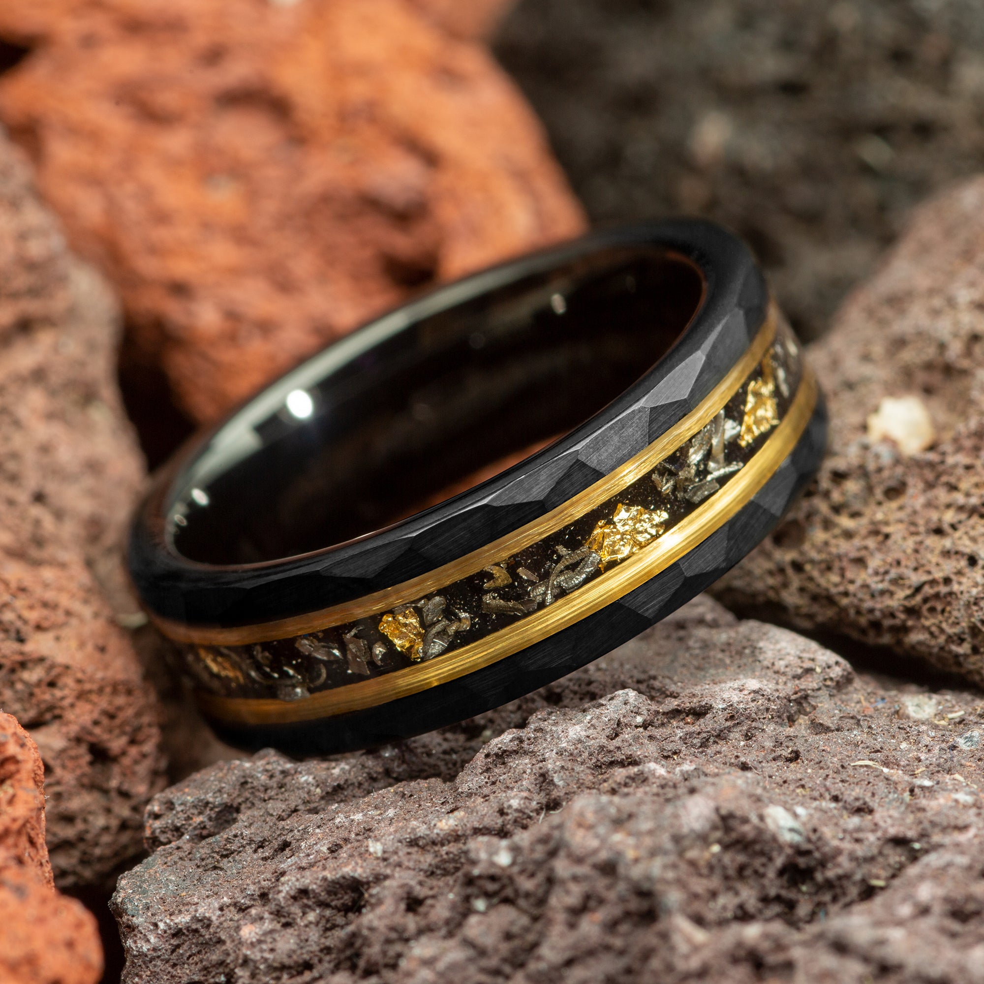Meteorite & Gold Leaf Black Hammered Men's Tungsten Ring - 6mm – Pryor ...