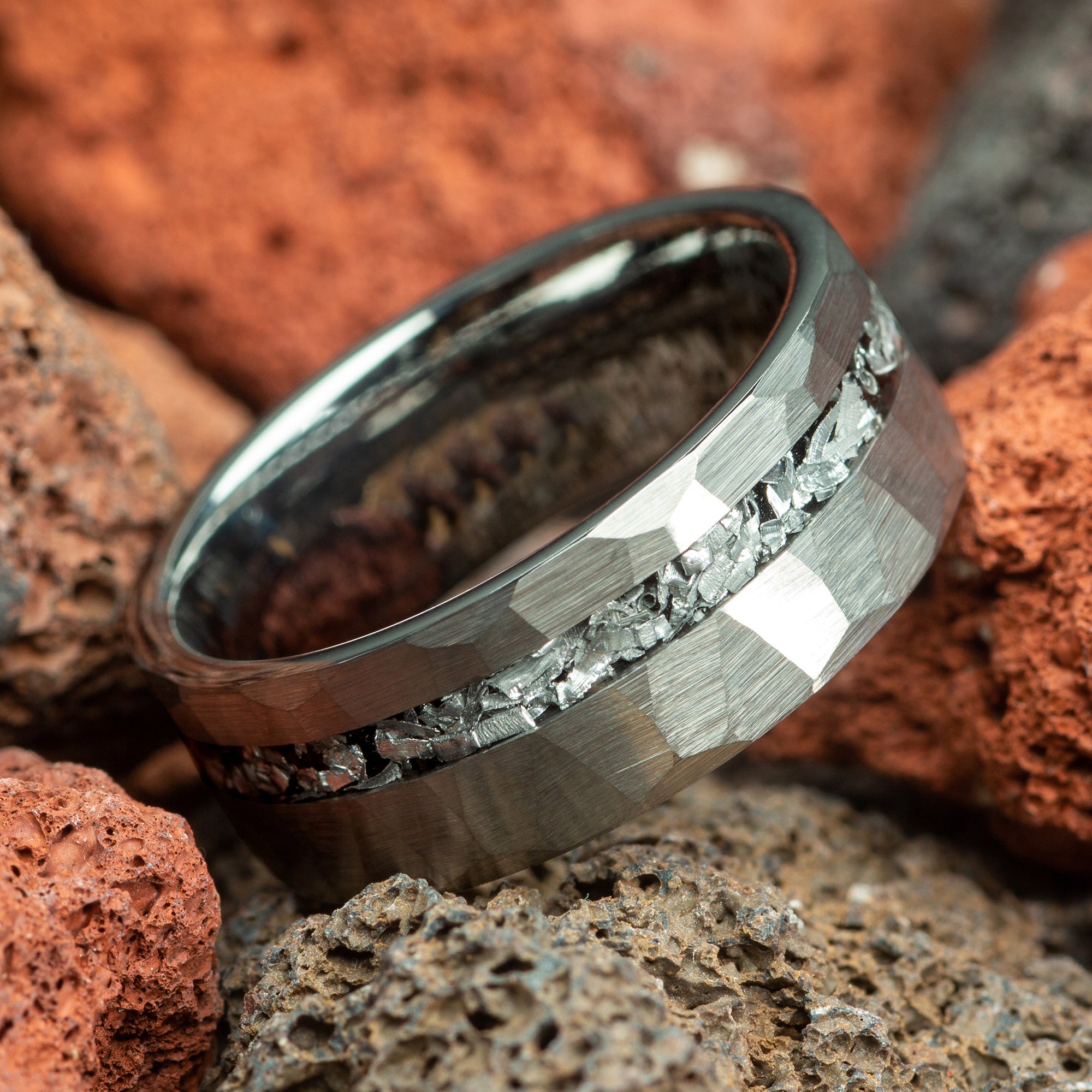 Meteorite Men's Silver Hammered Tungsten Ring - 8mm – Pryor Bands